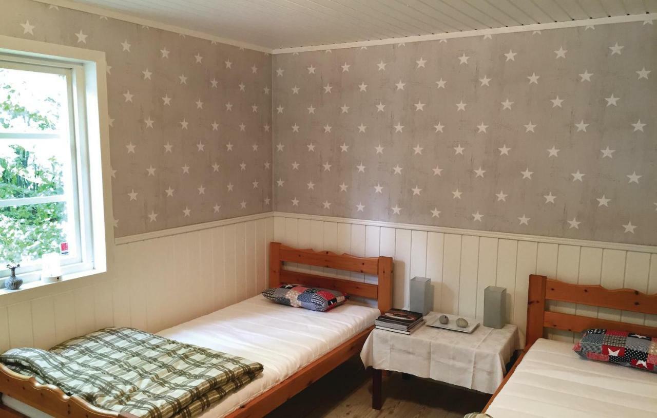 Nice Home In Ronneby With Kitchen Saltärna エクステリア 写真